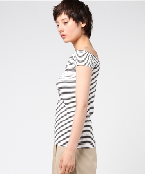 IENA LA BOUCLE(イエナラブークル)の「IENA LA BOUCLE フライスボーダーフレンチスリーブプルオーバー◆(Tシャツ/カットソー・レディース・レッド/ブラック/ブルー・FREE)」の5枚目の写真