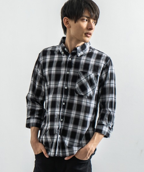 Rocky Monroe（ロッキーモンロー）の「7分袖ポプリンシャツ ブロードシャツ 無地 チェックシャツ（シャツ/ブラウス・メンズ・J/O/ピンク/A/ブルー/B/G/オフホワイト/F/S/T/ミント/イエロー/ラベンダー/C/D/E/I/P/R/サックスブルー/H/Q/K/L/ホワイト系その他/ブルー系その他2/カーキ/ブルー系その他/ブルー系その他6/ホワイト系その他4/ネイビー/ホワイト系その他2/ブルー系その他5/レッド系その他/ブラック系その他/ホワイト系その他3/ブラック系その他2/ブルー系その他4/ブルー系その他3/ブルー系その他7/レッド系その他2/ブラウン系その他/ブラック/チャコール/テラコッタ/グレー系その他/グレー系その他2・L/XL/M）」の8枚目の写真