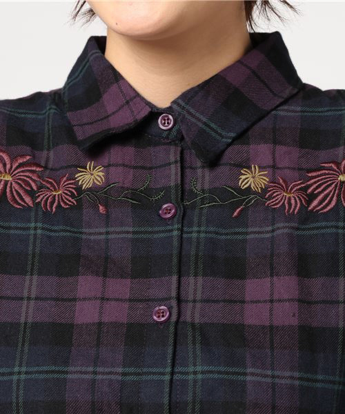 MERLOT（メルロー）の「刺繍入りチェック柄ロングシャツワンピース1238（シャツワンピース・レディース・パープル/レッド/グリーン・FREE）」の15枚目の写真