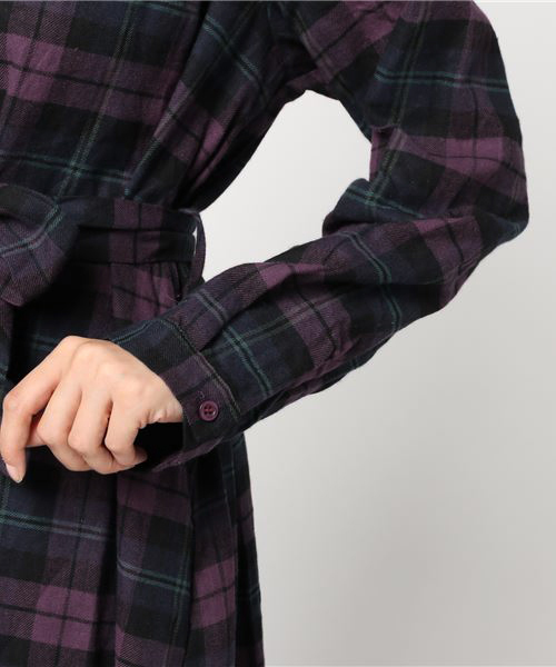 MERLOT（メルロー）の「刺繍入りチェック柄ロングシャツワンピース1238（シャツワンピース・レディース・パープル/レッド/グリーン・FREE）」の13枚目の写真