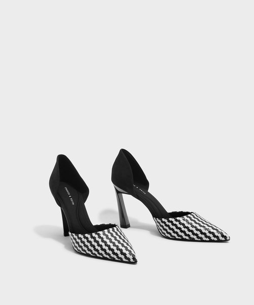 CHARLES & KEITH(チャールズ & キース)の「ドルセイパンプス / D'ORSAY PUMPS(パンプス・レディース・レッド/ブラック・22.5cm/23.5cm/25cm/23cm/24.5cm)」の6枚目の写真