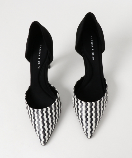 CHARLES & KEITH(チャールズ & キース)の「ドルセイパンプス / D'ORSAY PUMPS(パンプス・レディース・レッド/ブラック・22.5cm/23.5cm/25cm/23cm/24.5cm)」の4枚目の写真