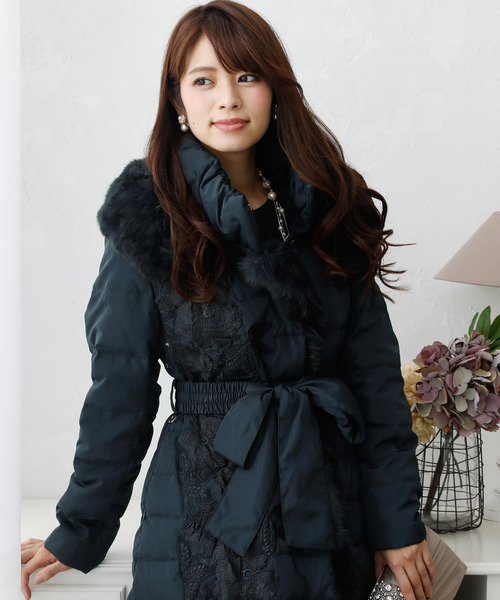 ElegChic(エレグシック)の「ファードレスダウンキルティング ロング コート(ダウンジャケット/コート・レディース・ベージュ/ネイビー/グレー・M/L)」の6枚目の写真