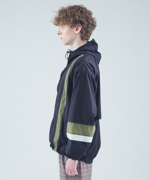 MYSELF ABAHOUSE（マイセルフアバハウス）の「【MYSELF ABAHOUSE】ナイロンストレッチフードブルゾン/ジャケット（ブルゾン・メンズ・カーキ/ボルドー/ネイビー・S/M/L）」の5枚目の写真