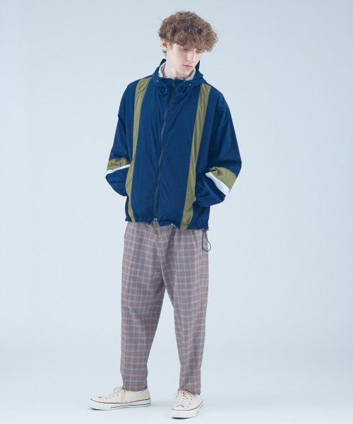 MYSELF ABAHOUSE（マイセルフアバハウス）の「【MYSELF ABAHOUSE】ナイロンストレッチフードブルゾン/ジャケット（ブルゾン・メンズ・カーキ/ボルドー/ネイビー・S/M/L）」の12枚目の写真