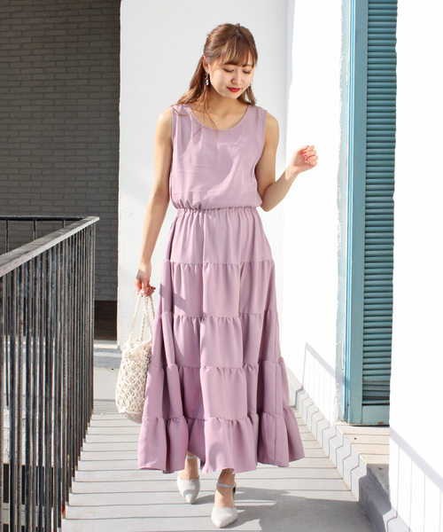 TRUDEA(トルディア)の「ティアード ロングワンピース(ワンピース・レディース・イエロー/ブルー/モカ/ラベンダー・MEDIUM/LARGE)」の4枚目の写真