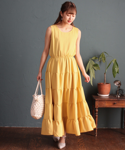 TRUDEA(トルディア)の「ティアード ロングワンピース(ワンピース・レディース・イエロー/ブルー/モカ/ラベンダー・MEDIUM/LARGE)」の7枚目の写真