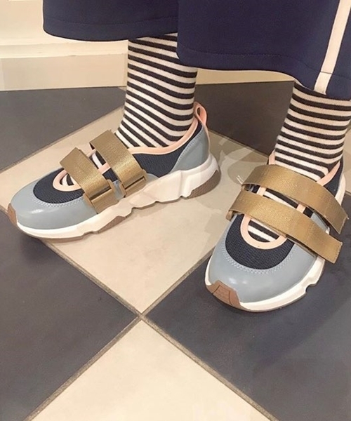 Casselini(キャセリーニ)の「2wayリボンスニーカー(スニーカー・レディース・ブラック/パープル/ブルー/アイボリー・S/M/L)」の18枚目の写真