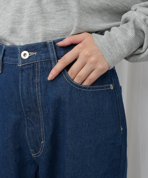 Ambre Neige（アンブルネージュ）の「ストレートデニム【WEB/EC限定商品】（デニムパンツ・レディース・ネイビー/サックスブルー・SMALL/MEDIUM/LARGE）」の21枚目の写真