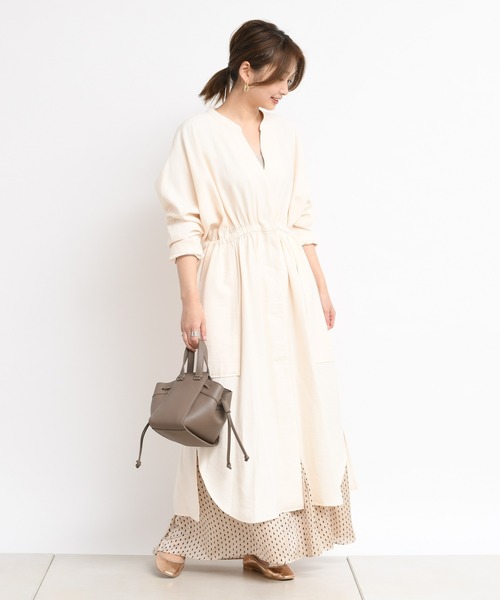 DouDou(ドゥドゥ)の「ドルマンロングコート(ステンカラーコート・レディース・オフホワイト/カーキ/ブルー・FREE)」の14枚目の写真