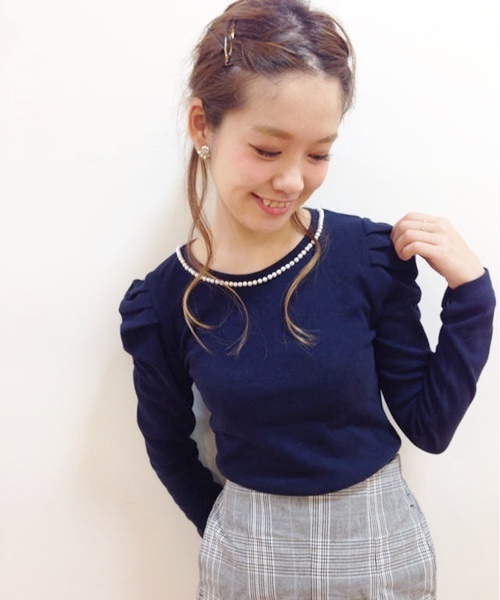 Chico（チコ）の「パールテレコロンT（Tシャツ/カットソー・レディース・グレー/ネイビー/ブラック/ホワイト/グリーン・FREE）」の5枚目の写真