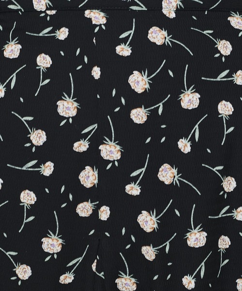 natural couture(ナチュラルクチュール)の「レトロ小花三角マチスカート(スカート・レディース・ブラック/サックスブルー/アイボリー・FREE)」の18枚目の写真