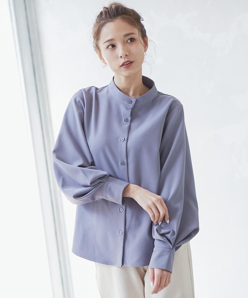 KOBE LETTUCE（コウベレタス）の「タックボリュームスリーブバンドカラーシャツ（シャツ/ブラウス・レディース・ブラック/オフホワイト/ブルー系その他/ピンク/ライトベージュ・FREE）」の5枚目の写真