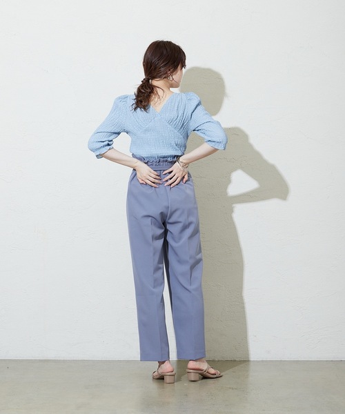 mystic（ミスティック）の「シャーリングパフブラウス（シャツ/ブラウス・レディース・ブルー/ベージュ/ブラック/オフホワイト・FREE）」の13枚目の写真