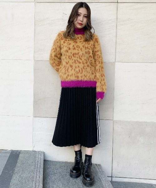 Candy Stripper(キャンディストリッパー)の「FLUFFY PATTERN ニット(ニット/セーター・レディース・レッド/レオパード/ピンク/ブラック・2)」の16枚目の写真