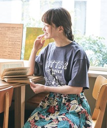 CUBE SUGAR（キューブシュガー）の「天竺 パッケージ プリント クルーネック（Tシャツ/カットソー）」