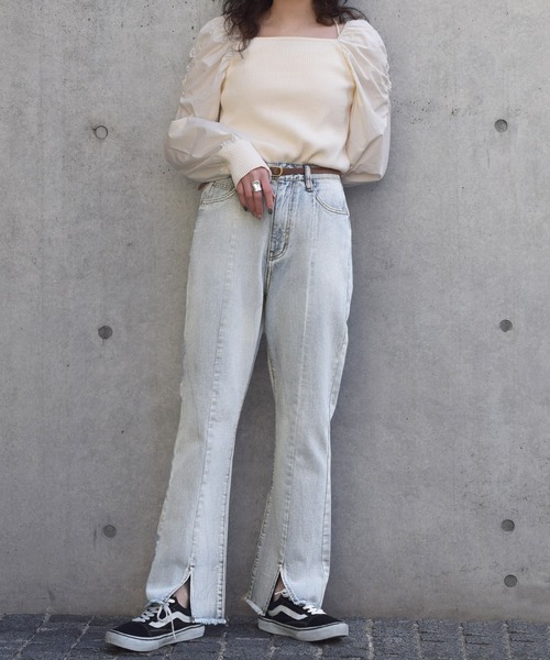 w closet（ダブルクローゼット）の「裾スリットフレアパンツ（デニムパンツ・レディース・ライトベージュ/ブルー/ケミカルウォッシュ/ラベンダー・FREE）」の10枚目の写真