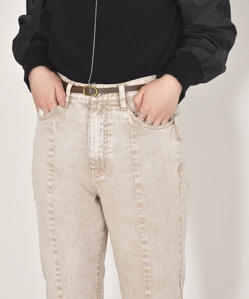 w closet（ダブルクローゼット）の「裾スリットフレアパンツ（デニムパンツ・レディース・ライトベージュ/ブルー/ケミカルウォッシュ/ラベンダー・FREE）」の19枚目の写真