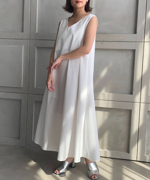 セール 21s S New Arrival T Cブロードノースリーブvネックaラインワンピース ワンピース Moment モーメントプラス のファッション通販 Zozotown