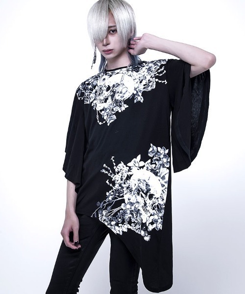 CIVARIZE(シヴァーライズ)の「『CIVARIZE』フレア袖変形アシメTシャツ(Tシャツ/カットソー・メンズ・ホワイト/ブラック・FREE)」の2枚目の写真