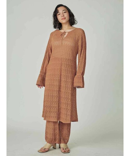 THE DAYZ TOKYO（ザデイズトーキョー）の「【THE DAYZ TOKYO】透かし編みニットワンピース（ワンピース・レディース・ブラック/ブラウン・FREE）」の6枚目の写真