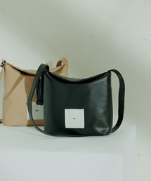 Daily russet | 【ani.】マグネットフラップショルダーバッグ(ショルダーバッグ)