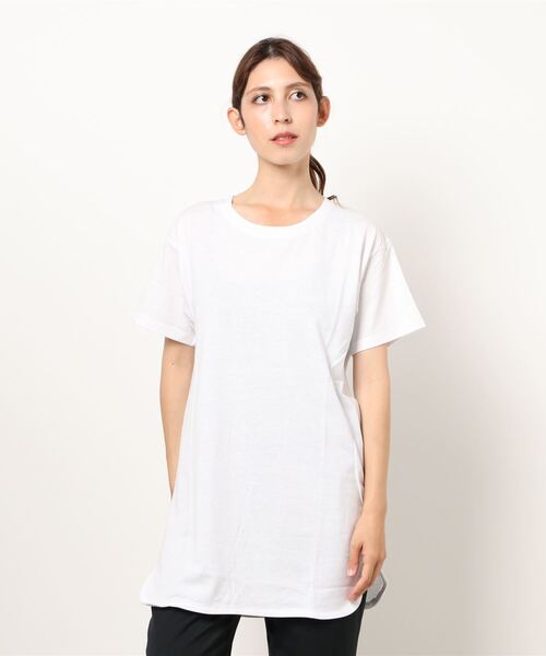 JEANS MATE(ジーンズメイト)の「Tチュニック ロング丈Tシャツ 汗染み防止加工素材 ビッグシルエット/オーバーサイズ 前後差(チュニック・レディース・ホワイト/ブラック/ピンク系その他/ライトグリーン/カーキ/ブルー/サックスブルー/ネイビー/ライトベージュ/ブラウン・MEDIUM/LARGE)」の1枚目の写真