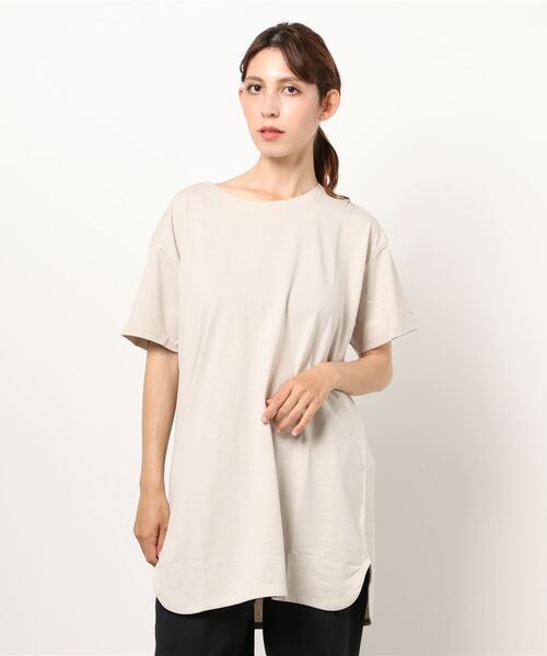 JEANS MATE(ジーンズメイト)の「Tチュニック ロング丈Tシャツ 汗染み防止加工素材 ビッグシルエット/オーバーサイズ 前後差(チュニック・レディース・ホワイト/ブラック/ピンク系その他/ライトグリーン/カーキ/ブルー/サックスブルー/ネイビー/ライトベージュ/ブラウン・MEDIUM/LARGE)」の4枚目の写真