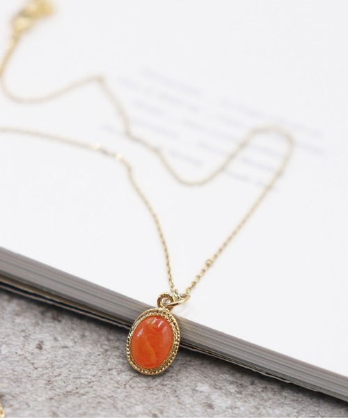 voov（ブーブ）の「ドロップ アクリルカラーシンプル ネックレス（ネックレス・レディース・グリーン/オレンジ/パープル/イエロー・フリー）」の9枚目の写真