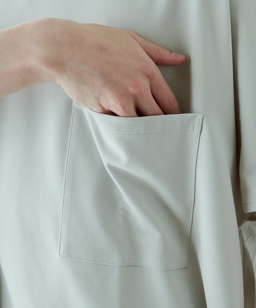 Lui's（ルイス）の「ポケット付ポンチョTシャツ（Tシャツ/カットソー・メンズ・ホワイト/オリーブ/ブラック・FREE）」の8枚目の写真