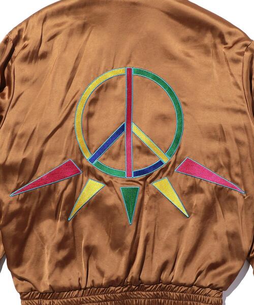 R.M GANG(アールエムギャングレベルモダニストギャング)の「<R.M GANG> SATIN BLOUSON/アウター(ブルゾン・メンズ・ブラック/ベージュ・FREE)」の4枚目の写真