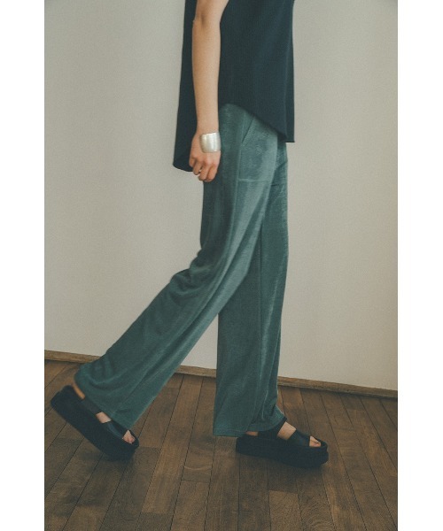 CLANE(クラネ)の「BULKY SOLE SANDAL(サンダル・レディース・ブラック/キャメル・38/37/36)」の3枚目の写真