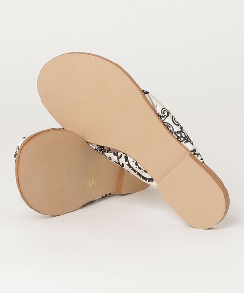 manipuri（マニプリ）の「MANIPURI(マニプリ)カレイドバンダナ　スカーフトングサンダル（サンダル・レディース・ホワイト/ブラック・38/39/35/36/37）」の12枚目の写真