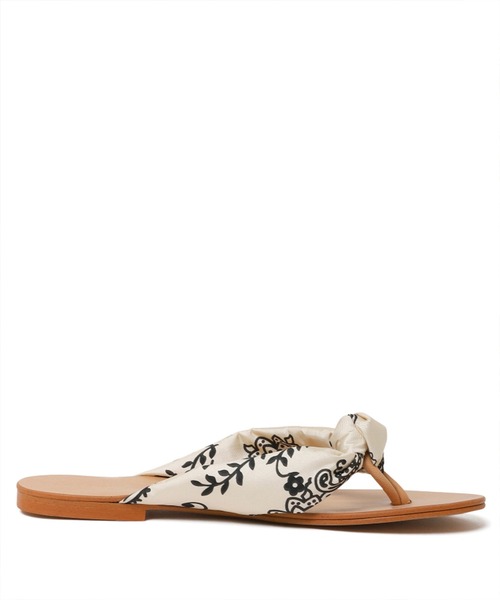 manipuri（マニプリ）の「MANIPURI(マニプリ)カレイドバンダナ　スカーフトングサンダル（サンダル・レディース・ホワイト/ブラック・38/39/35/36/37）」の4枚目の写真