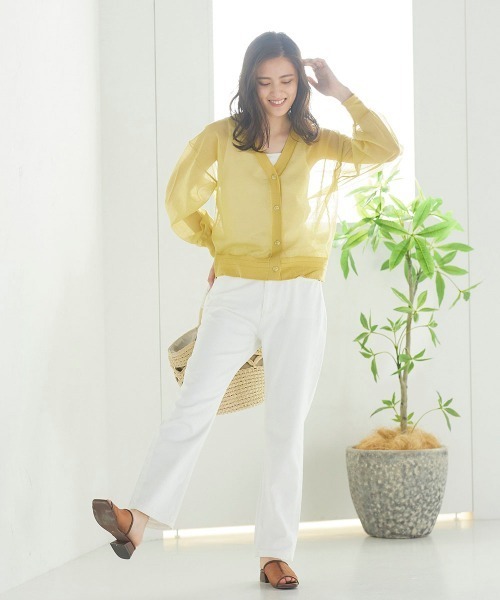 LIPSTAR（リップスター）の「シアーVネック袖ボリュームニットカーデ（カーディガン/ボレロ・レディース・ブラック/ベージュ/イエロー・M）」の13枚目の写真