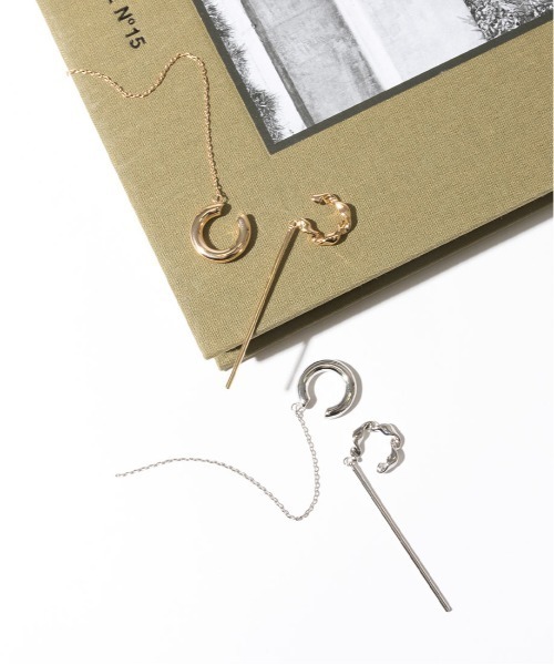 RANDA（ランダ）の「チェーンイヤカフセット（イヤリング・レディース・シルバー/ゴールド・FREE）」の2枚目の写真