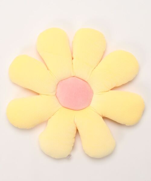aimoha（アイモハ）の「ふかふかモチモチフラワークッション（クッション/クッションカバー・レディース・ホワイト×イエロー/ホワイト×グリーン/レッド系その他/ホワイト×レッド/イエロー系その他/グリーン系その他・FREE）」の10枚目の写真