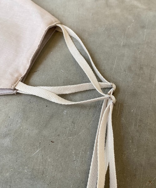 CAPRICIEUX LE'MAGE（カプリシューレマージュ）の「うるおいリボンマスク（マスク・レディース・ホワイト/ベージュ/ネイビー/グレイッシュベージュ・FREE）」の16枚目の写真