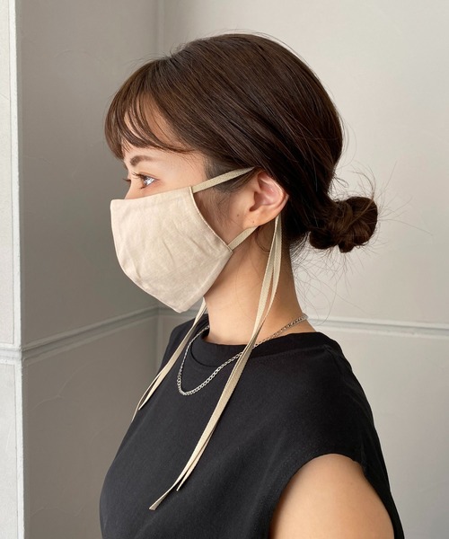 CAPRICIEUX LE'MAGE（カプリシューレマージュ）の「うるおいリボンマスク（マスク・レディース・ホワイト/ベージュ/ネイビー/グレイッシュベージュ・FREE）」の18枚目の写真