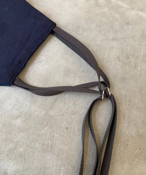 CAPRICIEUX LE'MAGE（カプリシューレマージュ）の「うるおいリボンマスク（マスク・レディース・ホワイト/ベージュ/ネイビー/グレイッシュベージュ・FREE）」の13枚目の写真