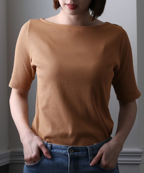 ElegChic（エレグシック）の「ボートネックコットンリブTシャツ（Tシャツ/カットソー・レディース・ブラック/ベージュ/オフホワイト・4L/L/XL/XXL/M）」の9枚目の写真