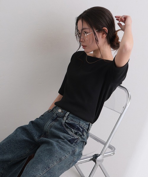 ElegChic(エレグシック)の「ボートネックコットンリブTシャツ(Tシャツ/カットソー・レディース・ブラック/ベージュ/オフホワイト・4L/L/XL/XXL/M)」の7枚目の写真