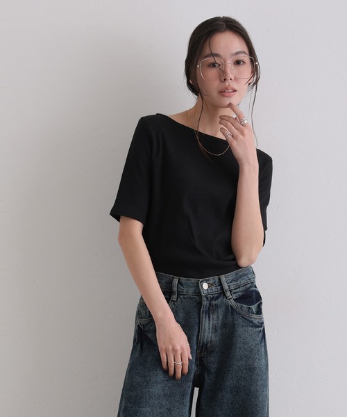 ElegChic(エレグシック)の「ボートネックコットンリブTシャツ(Tシャツ/カットソー・レディース・ブラック/ベージュ/オフホワイト・4L/L/XL/XXL/M)」の10枚目の写真