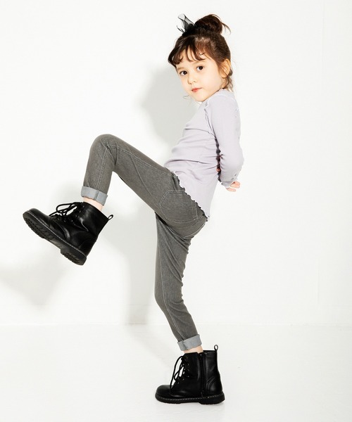 BRANSHES（ブランシェス）の「シンプルリブTシャツ（Tシャツ/カットソー・キッズ・ライトグレー/ブラック/アイボリー・90cm/100cm/150cm/140cm/130cm/110cm/120cm）」の15枚目の写真