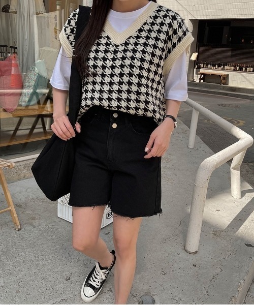 SONA（ソナ）の「SONYUNARA ハウンドトゥース柄ニットベスト（ベスト・レディース・ブラック/ベージュ/グリーン・FREE）」の13枚目の写真