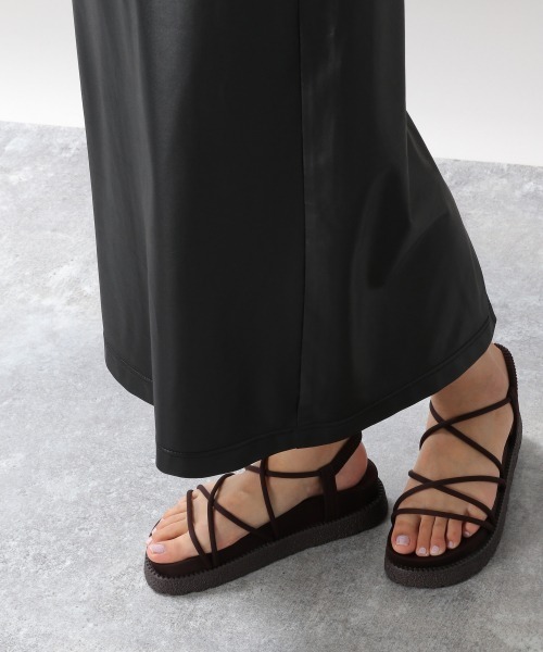 RAGEBLUE（レイジブルー）の「レザーライクIラインスカート/214778（スカート・レディース・ブラック・FREE）」の3枚目の写真