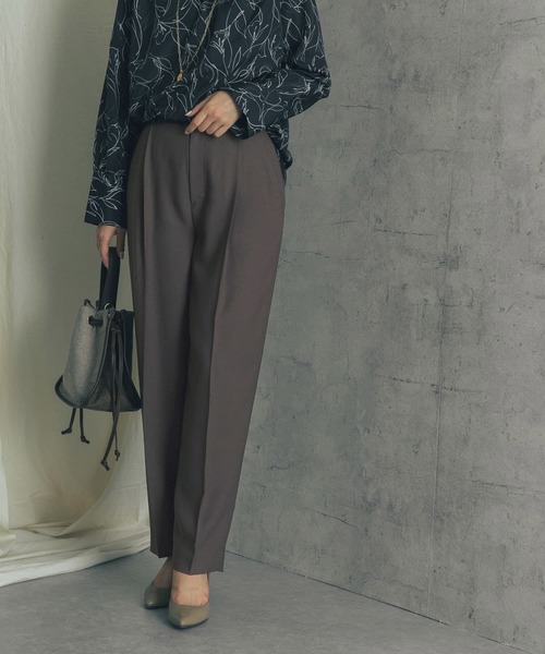 URBAN RESEARCH ROSSO（アーバンリサーチロッソ）の「カラーセンタープレスパンツ（その他パンツ・レディース・チャコールグレー/グリーン系その他/ピンク系その他・38/36）」の15枚目の写真