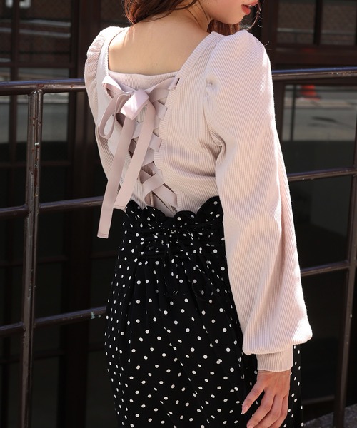 one after another NICE CLAUP（ワンアフターアナザーナイスクラップ）の「バックレースアップテレコトップス（Tシャツ/カットソー・レディース・ブラック/ベージュ/ピンク/アイボリー・FREE）」の3枚目の写真