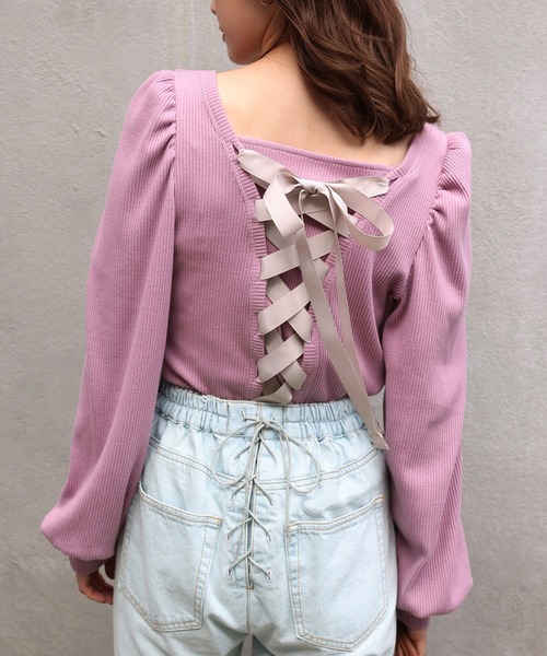 one after another NICE CLAUP（ワンアフターアナザーナイスクラップ）の「バックレースアップテレコトップス（Tシャツ/カットソー・レディース・ブラック/ベージュ/ピンク/アイボリー・FREE）」の4枚目の写真