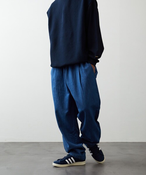 FREAK'S STORE（フリークスストア）の「【ワッペン付属】タックテーパード イージーパンツ/コーデュロイ/チノ（チノパンツ・メンズ・レオパード/その他15/ゴールド/ライトグレー/インディゴブルー/その他9/オフホワイト/ナチュラル/ネイビー/ブラウン/ダークブラウン/オリーブ/チャコールグレー/キャメル/ブラック/ベージュ/グレー・SMALL/MEDIUM/LARGE）」の12枚目の写真